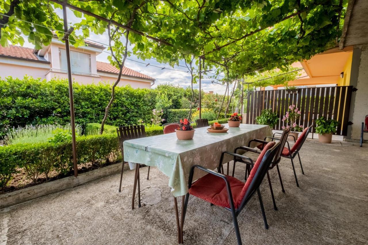 Cozy Apartment Near The Sea Novi Vinodolski Dış mekan fotoğraf